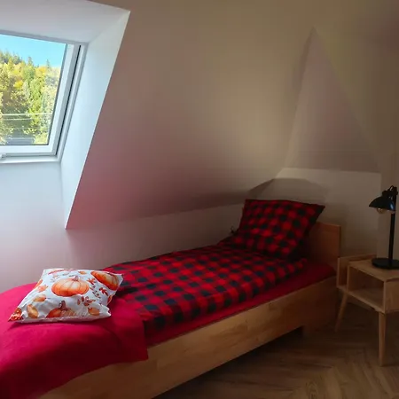 Bukowy Zakatek * 브렌나